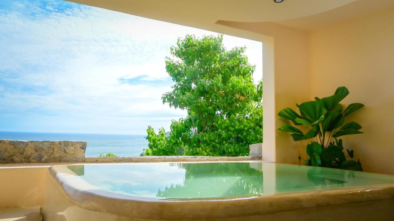 The Sunset Villas Zihuatanejo Exterior foto